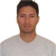 Profesor de turismo, imparte clases a estudiantes y empresas de turismo y hostelería